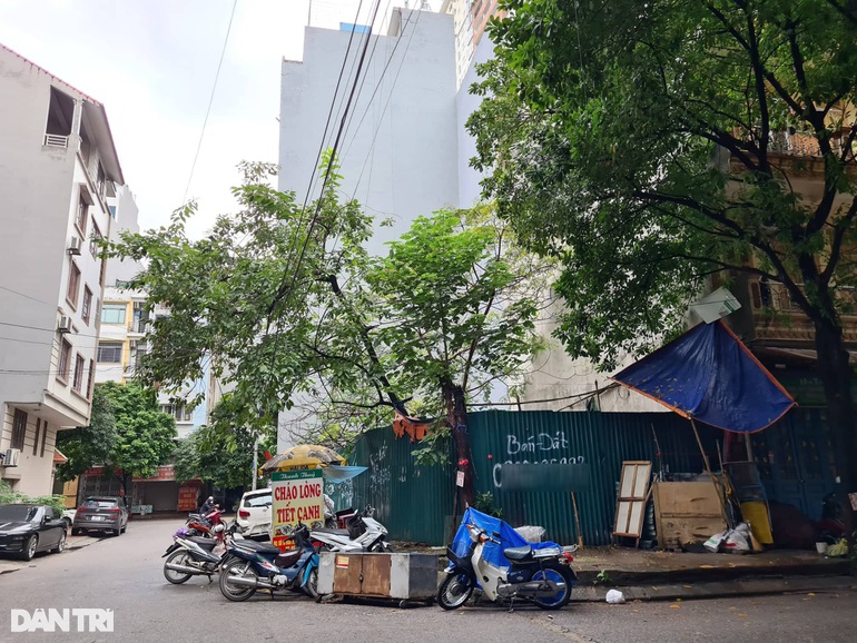 Sau nhiều ồn ào đấu giá đất, Hà Nội có quy định mới tiền đặt cọc - 1